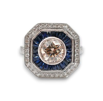 Bague en platine (900/1000) de style art déco centrée d'un diamants d' - Photo 1