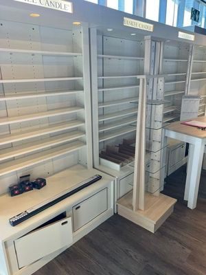 Presentoirs+Tables Modele Yankee Candle