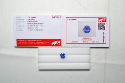 un gros plan d'une carte sur laquelle figure un losange bleu