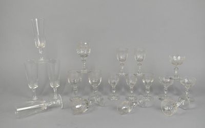 a lot of glass items that are sitting on a table