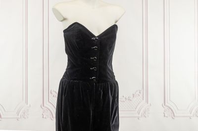 robe de soirée vintage en velours noir avec corset, bustier et bustier