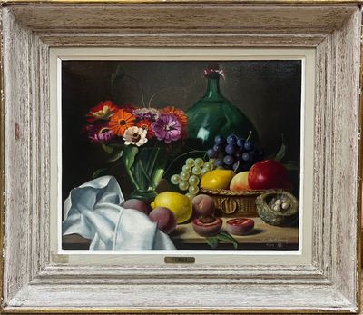 une peinture représentant une nature morte avec des fruits et des fleurs posés sur une table