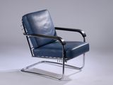 une image représentant un fauteuil en cuir bleu sur fond blanc
