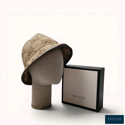 an image of a hat on a mannequin head