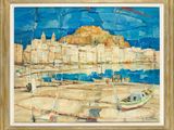 une peinture à l'huile représentant des bateaux dans un port, avec une montagne en arrière-plan