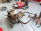 a small machine that is sitting on the floor