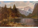 un tableau représentant un lac de montagne, avec des arbres et des montagnes en arrière-plan
