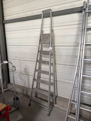 ESCABEAU 7 marches - Photo 1