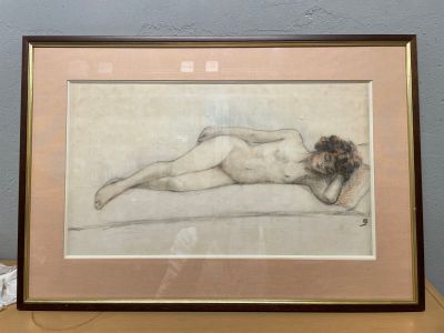 tableau représentant une femme nue allongée sur le dos sur une table