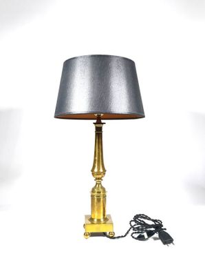 TRAVAIL vers 1950 - LAMPE en bronze doré de forme balustre.