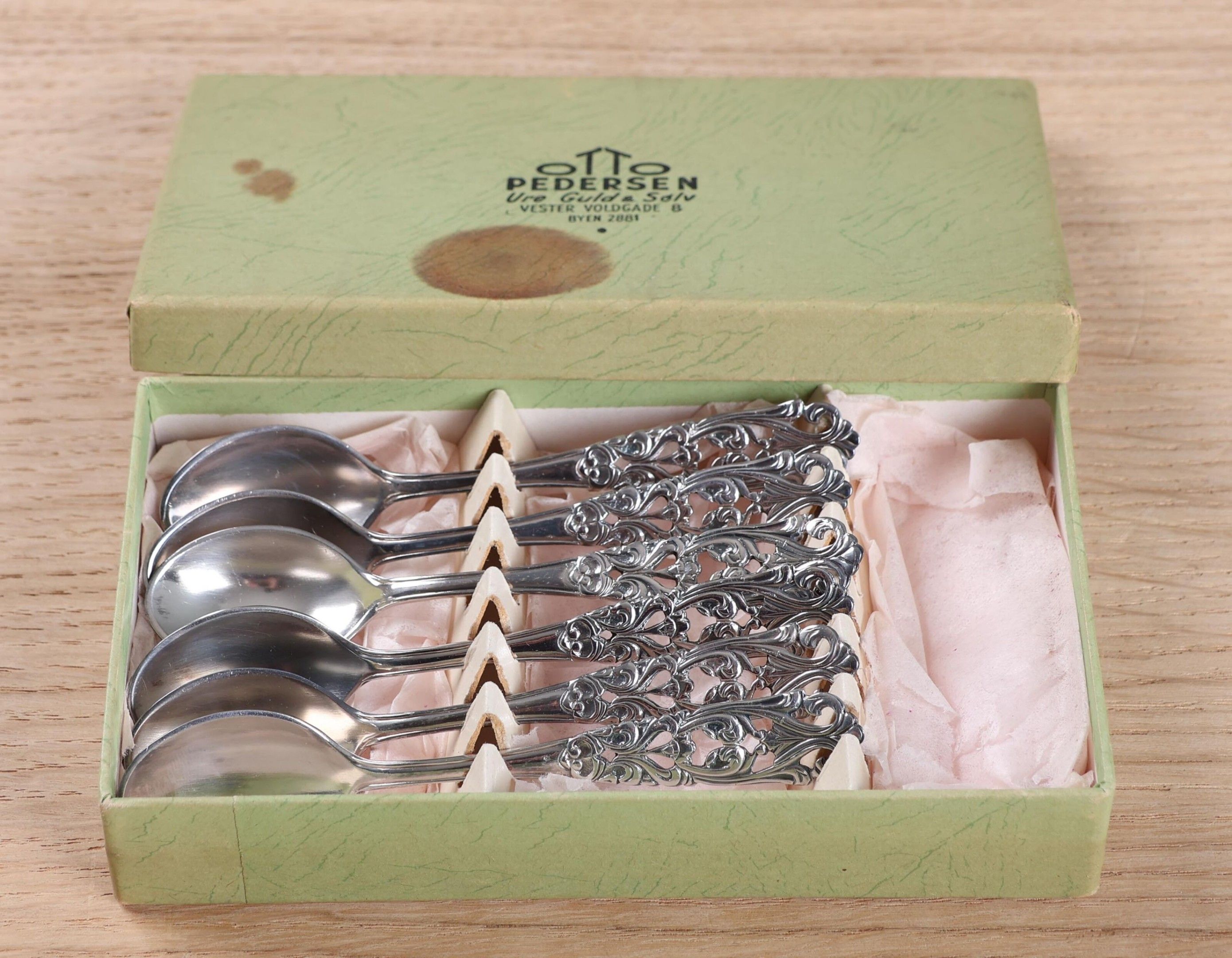 Objets d'art & Curiosités