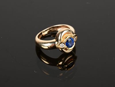 Bague or jaune 750/1000ème sertie d'un saphir d'environ 1 ca…