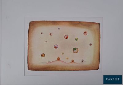 la photo d'une photo représentant un morceau de pain posé sur une table