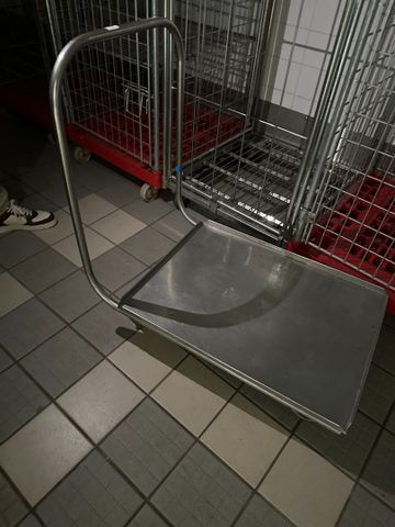 Chariot de manutention inox