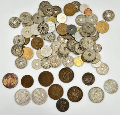 Lot de monnaies courantes démonétisées comprenant majoritair…