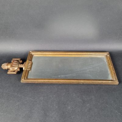 plateau en laiton orné d'un miroir et d'une petite figurine d'éléphant
