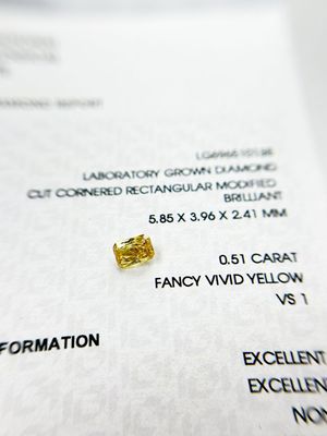 Diamant de synthèse de 0,51 carats de forme RADIANT, avec certificat p