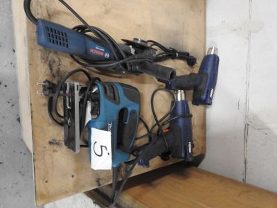 a picture of a bunch of tools that are on a shelf