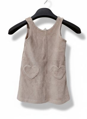 sleeveless cordurope dress with heart pockets
