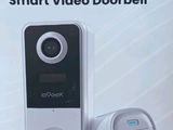a box with a picture of a smart video door bell