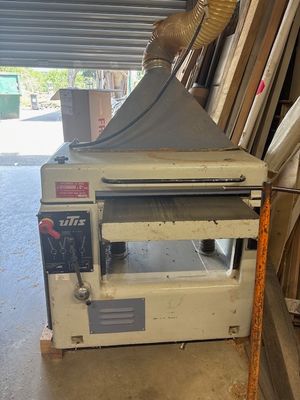 a machine that is sitting inside of a building